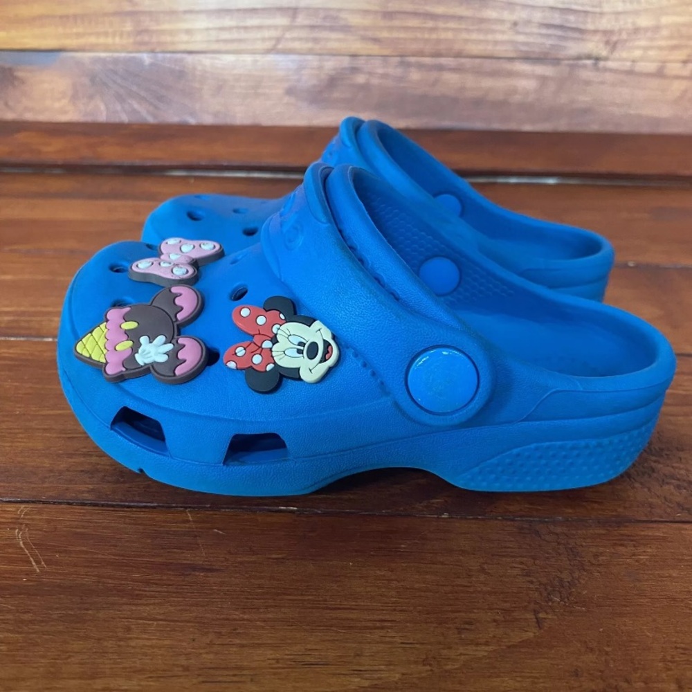 Crocs Slip On Shoes Toddler Size C8 Dark Blue Minnie‎ Mouse Jibbitz Girls